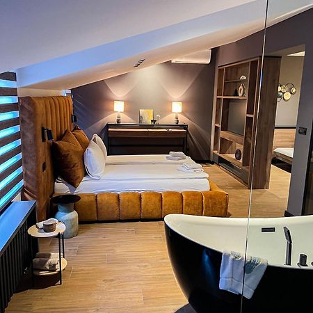 Kristall Apartments Premium ชาบาซ ภายนอก รูปภาพ