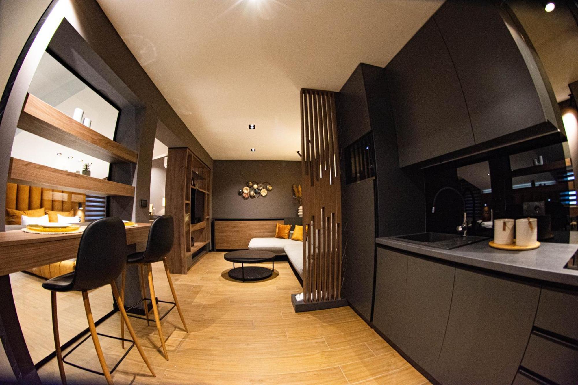 Kristall Apartments Premium ชาบาซ ภายนอก รูปภาพ